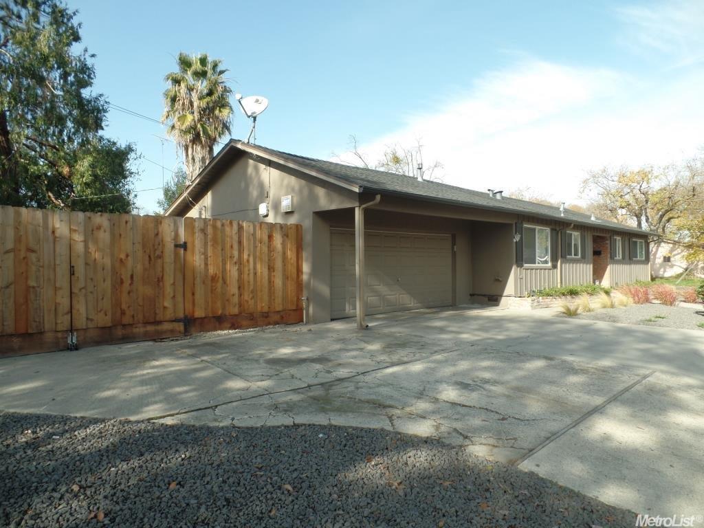 1133 Del Vale Ave, Modesto, CA 95350 photo 2