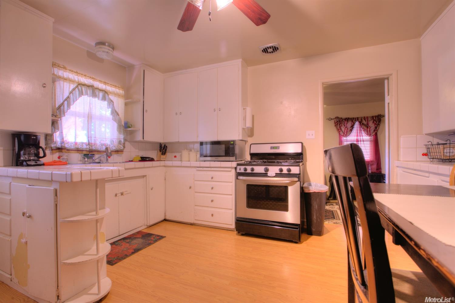 426 Alturas Ave, Modesto, CA 95351 photo 4