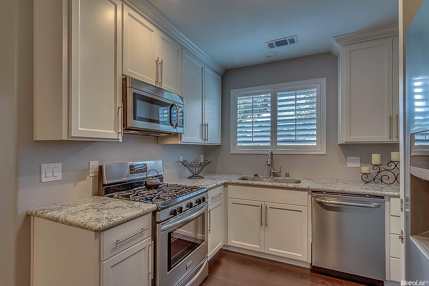 3960 E Calimyrna Rd, Acampo, CA 95220 photo 5
