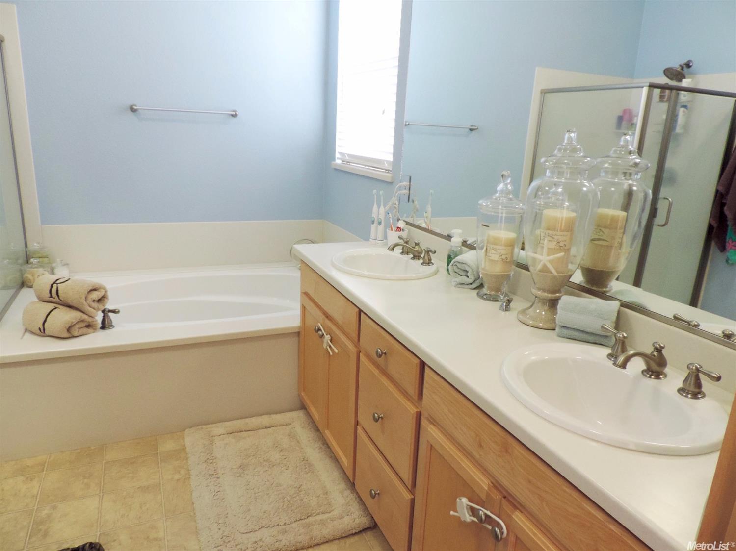 1714 Cornerstone Dr, Ripon, CA 95366 photo 6