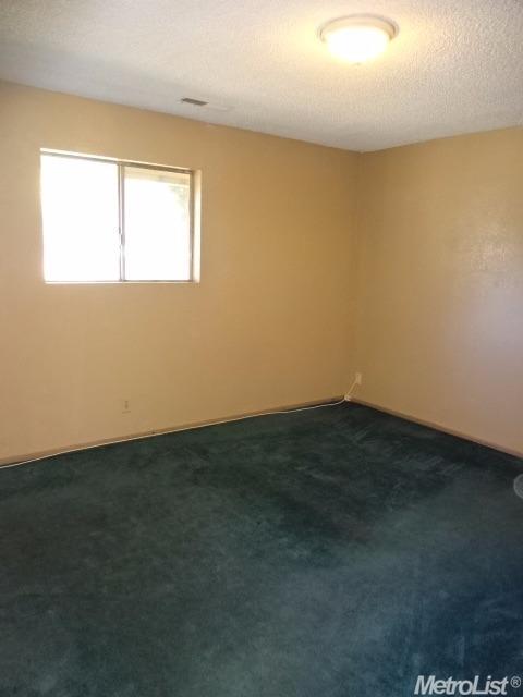 1009 U St, Merced, CA 95341 photo 7