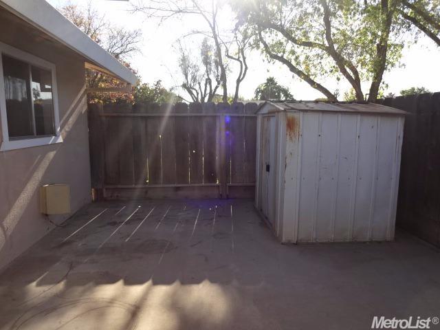 1009 U St, Merced, CA 95341 photo 11