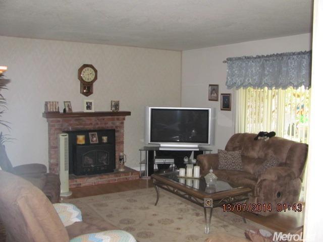 2400 Ada St, Modesto, CA 95354 photo 4