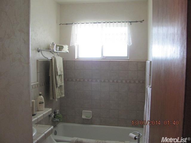 2400 Ada St, Modesto, CA 95354 photo 12