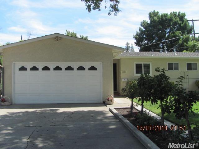 2400 Ada St, Modesto, CA 95354 photo 1