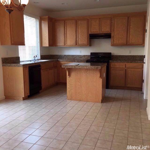 3765 Armando Ct, Ceres, CA 95307 photo 3