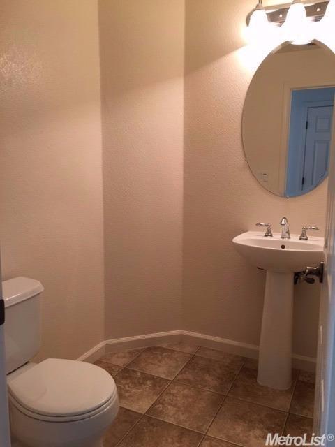 3760 Armando Ct, Ceres, CA 95307 photo 9