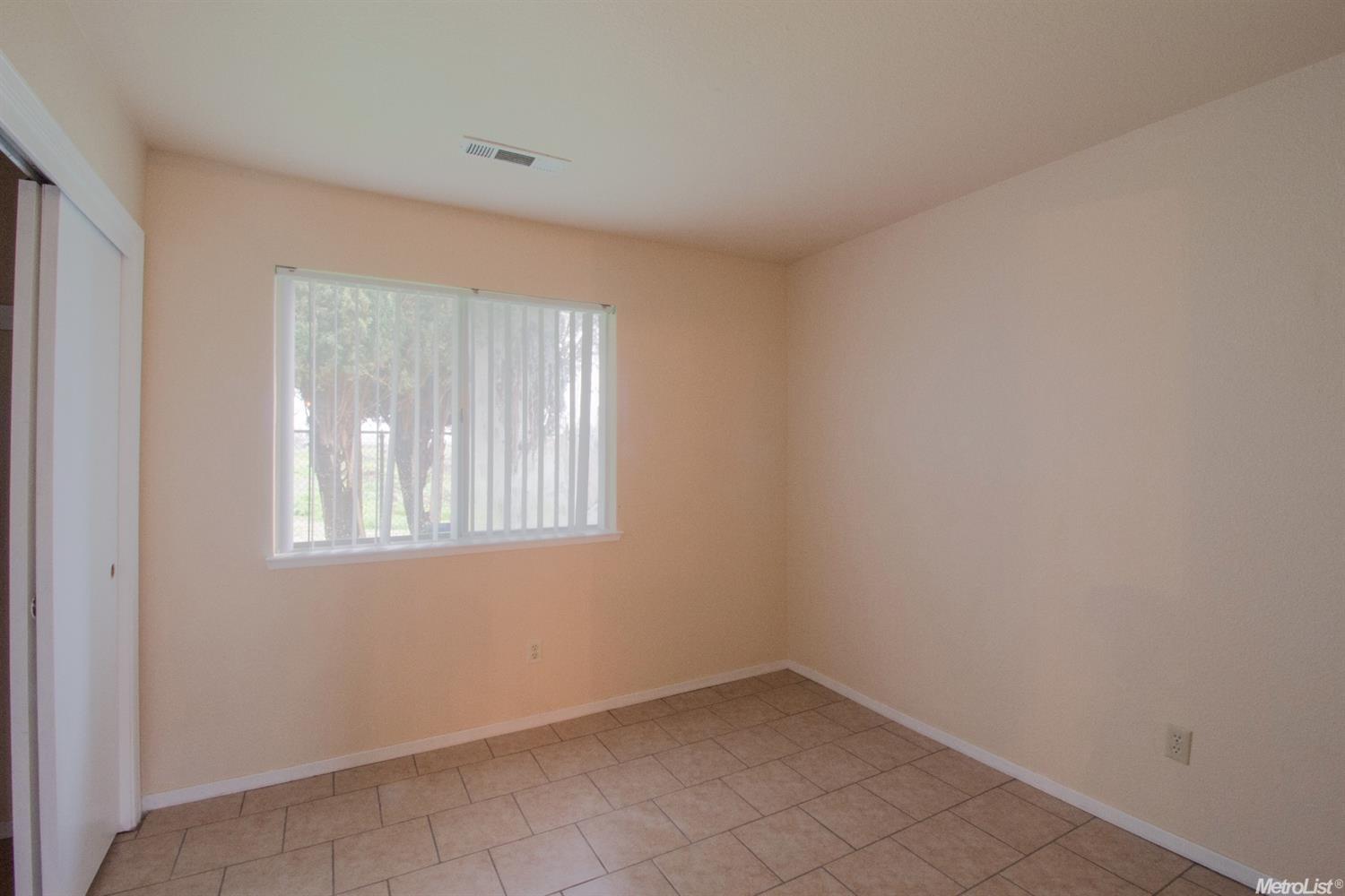 601 Marin Ave, Modesto, CA 95358 photo 3