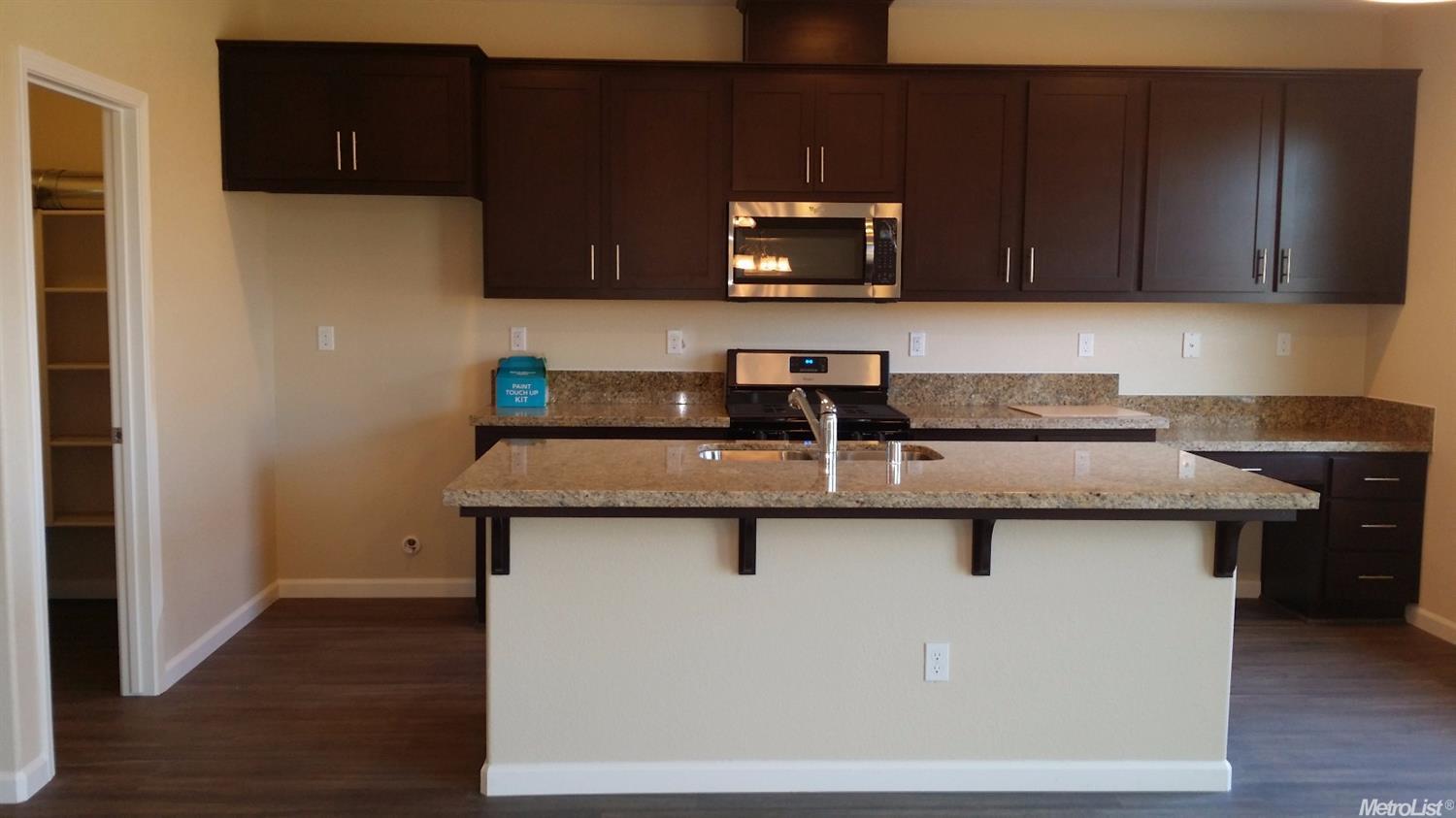 951 Rushmore Dr, Atwater, CA 95301 photo 2