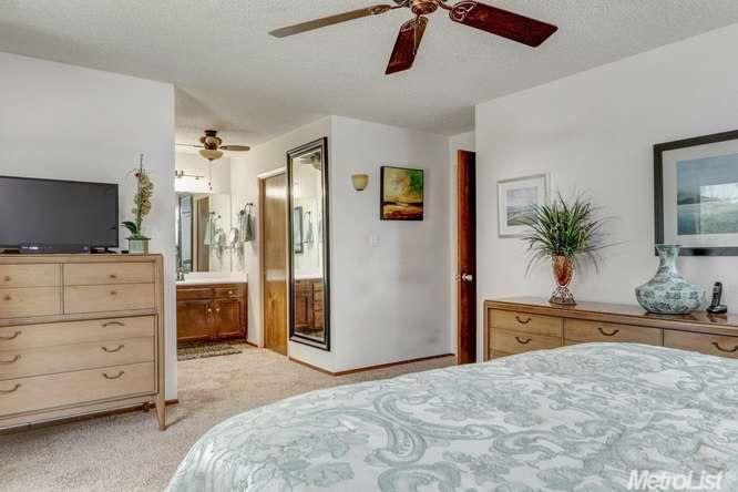 915 Independence Dr, Tracy, CA 95376 photo 14