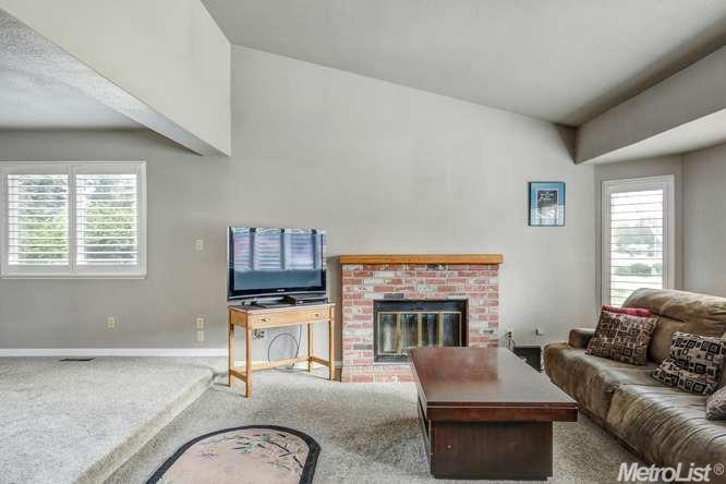 915 Independence Dr, Tracy, CA 95376 photo 8