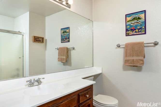 915 Independence Dr, Tracy, CA 95376 photo 12