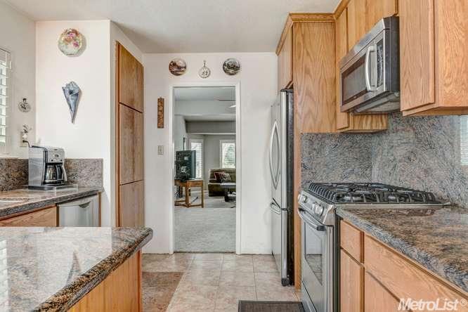 915 Independence Dr, Tracy, CA 95376 photo 6