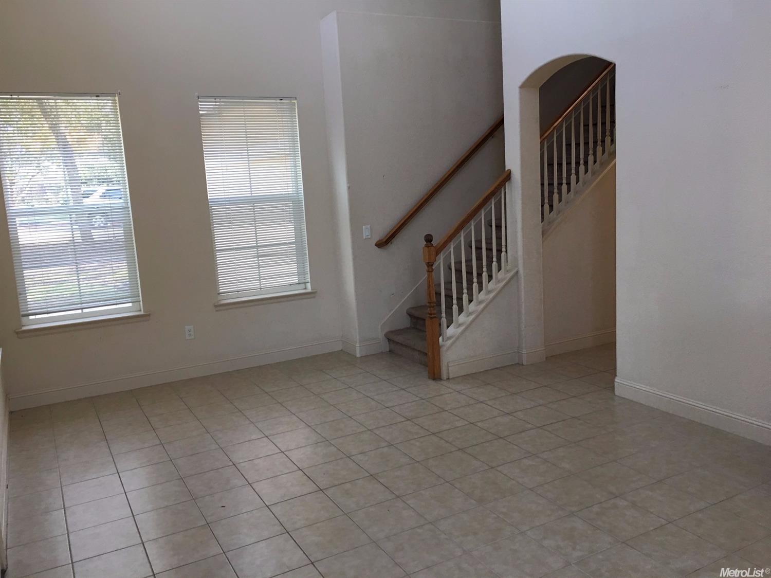 5504 Mallard Ct, Loomis, CA 95650 photo 2