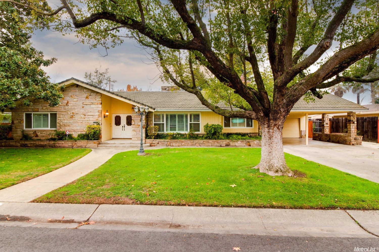 321 Kristmont St, Lodi, CA 95242 photo 1