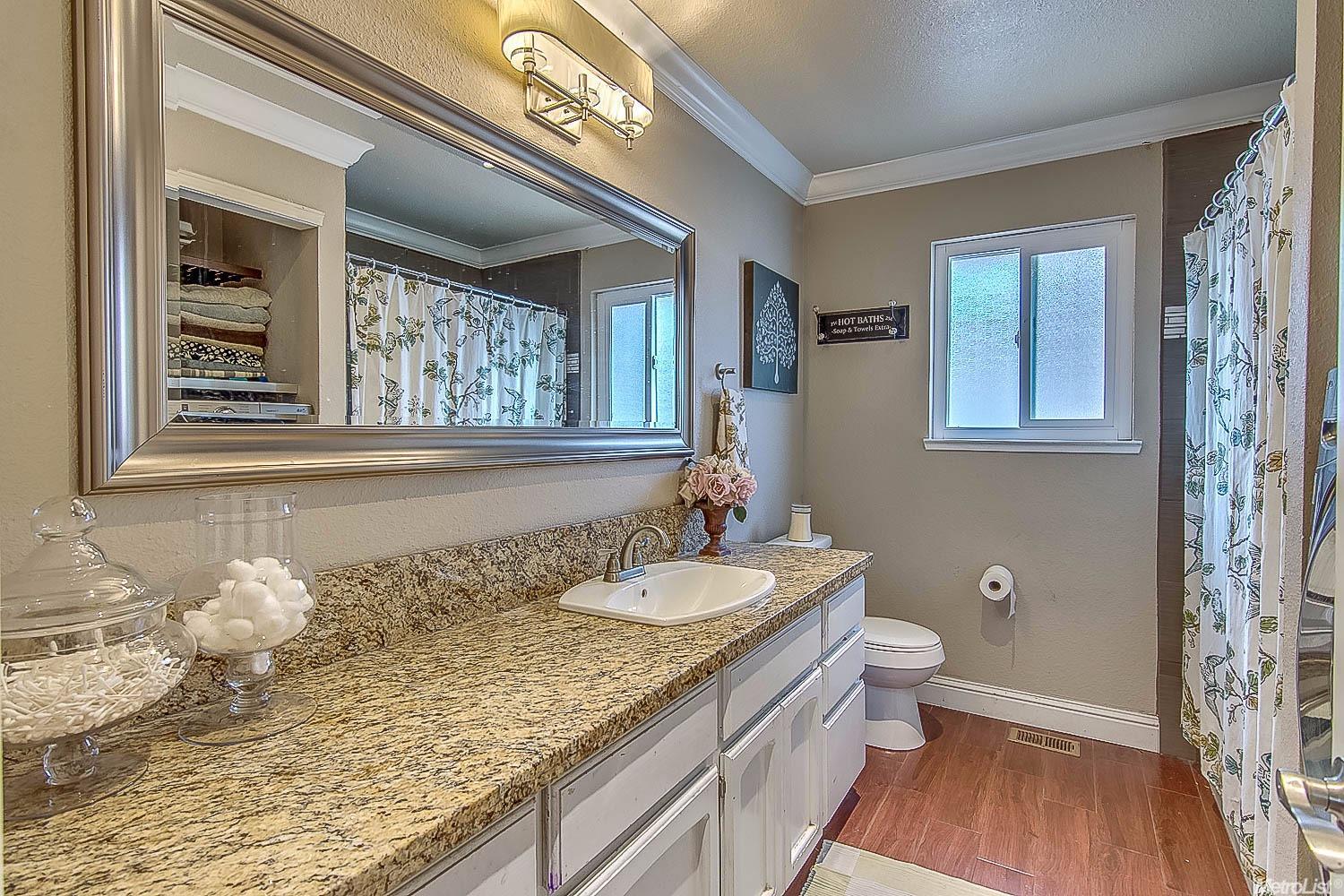 442 Swallow Ln, Lodi, CA 95240 photo 12