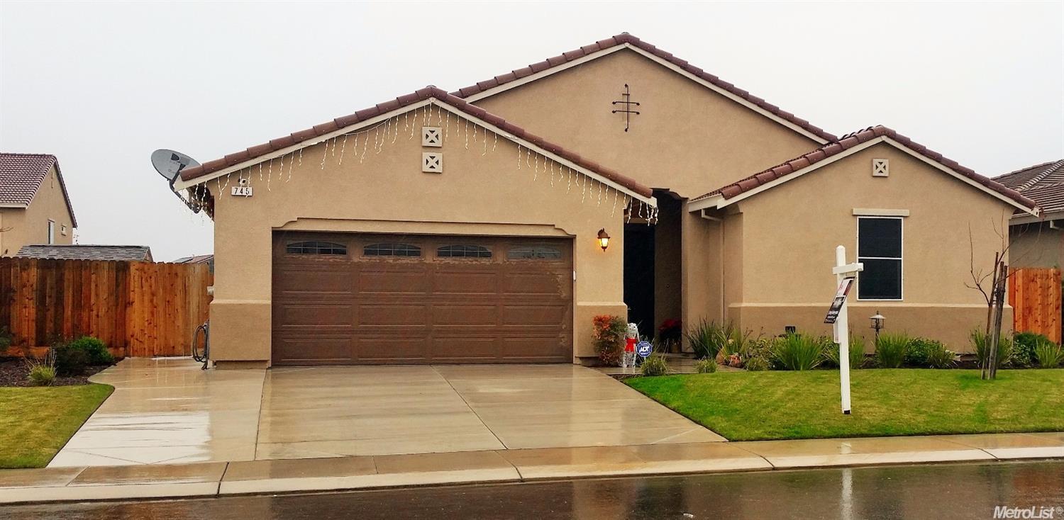 745 Sawtooth St, Manteca, CA 95337 photo 1