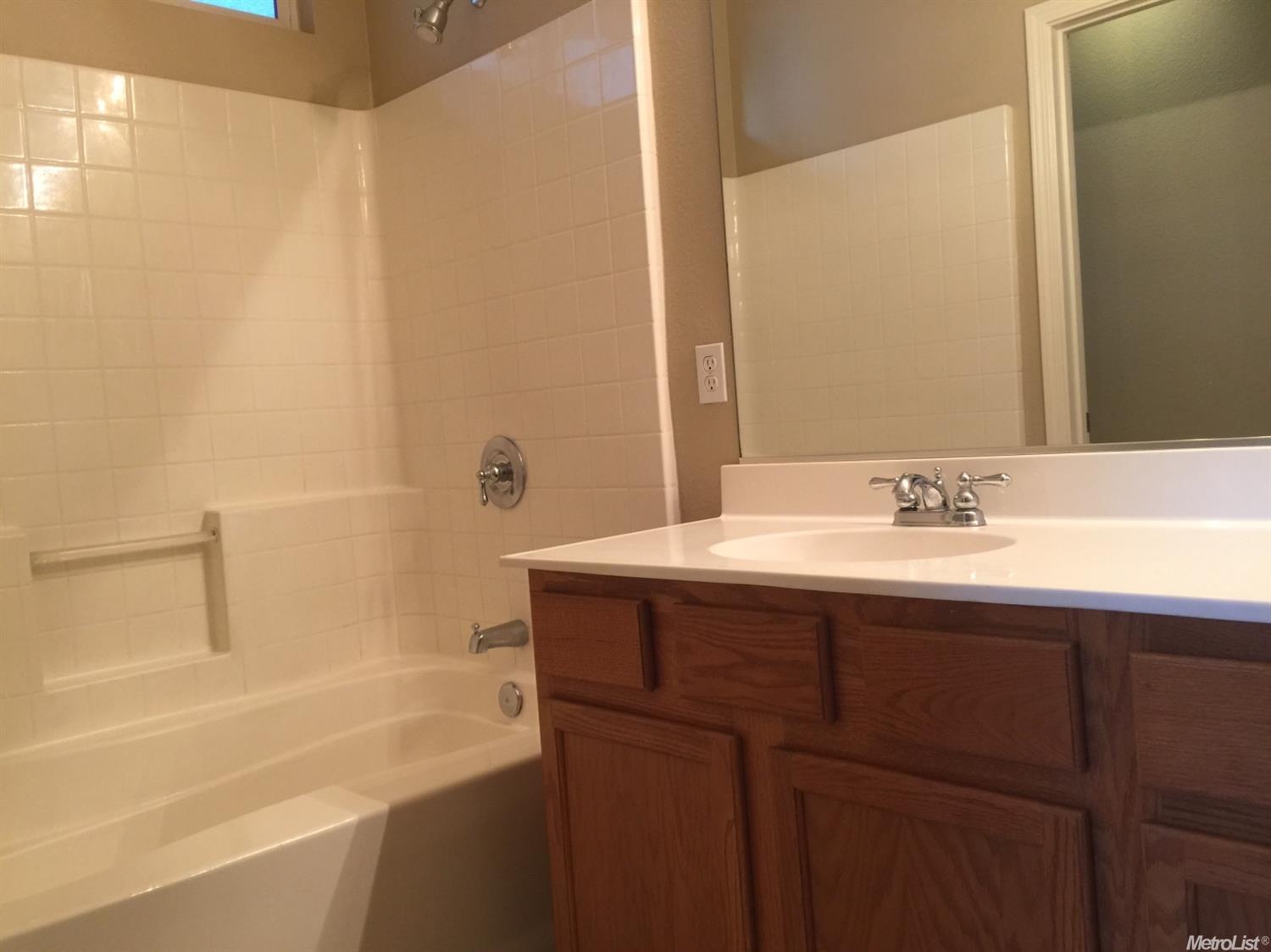 13480 Brookwood Way, Lathrop, CA 95330 photo 17