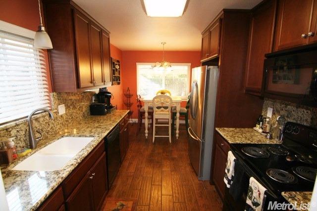 3317 Mark Allen Dr, Modesto, CA 95350 photo 2