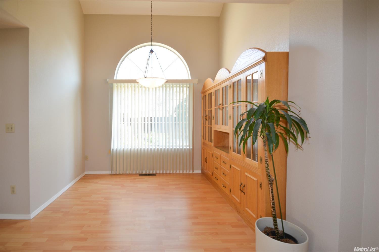 330 Jaeger St, Tracy, CA 95376 photo 7