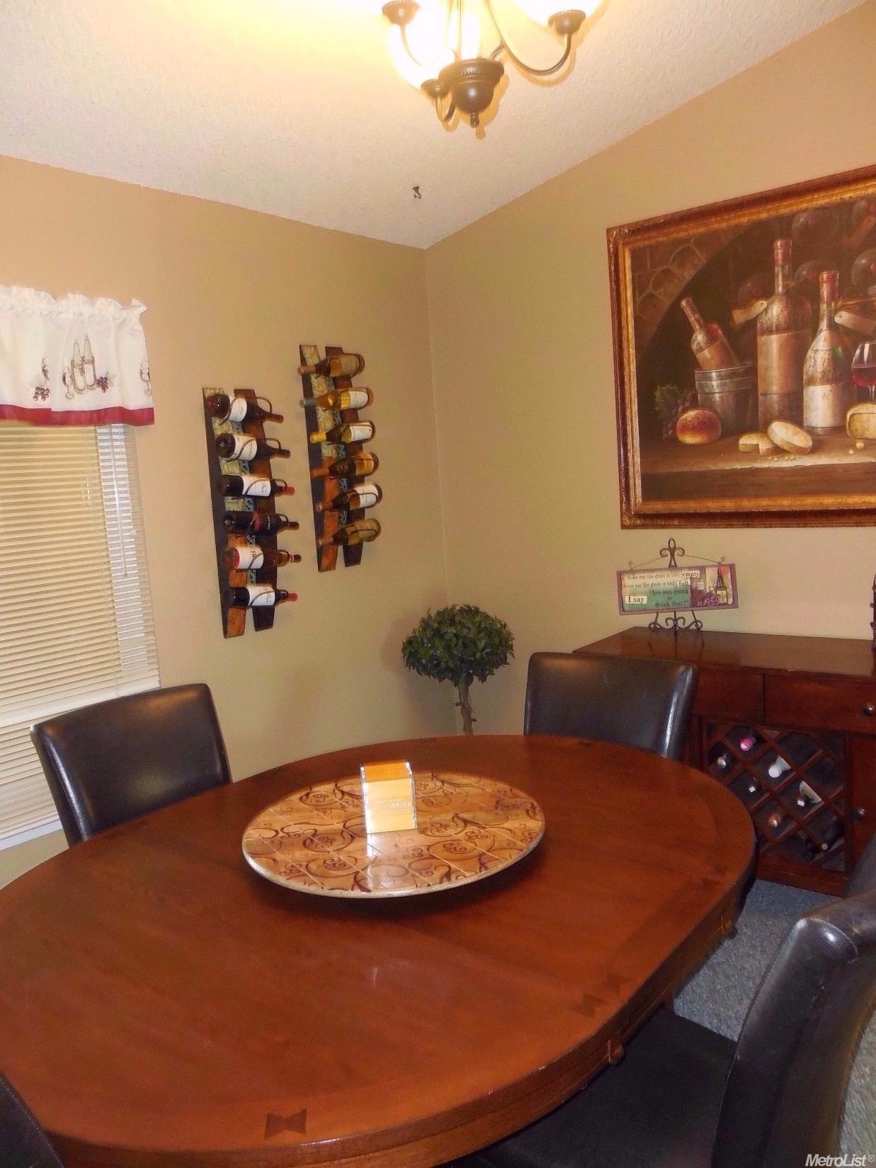 901 Dyer Ln, Modesto, CA 95350 photo 3