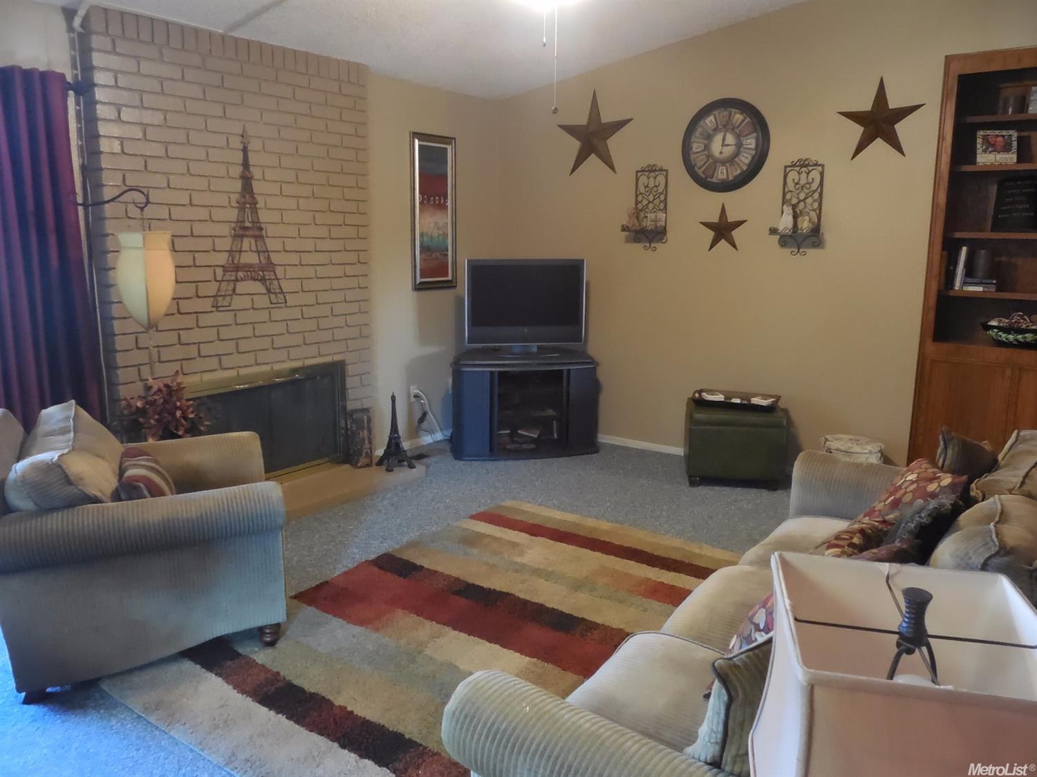 901 Dyer Ln, Modesto, CA 95350 photo 6