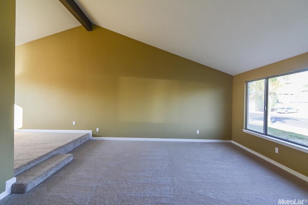1382 Parkview St, Manteca, CA 95337 photo 7