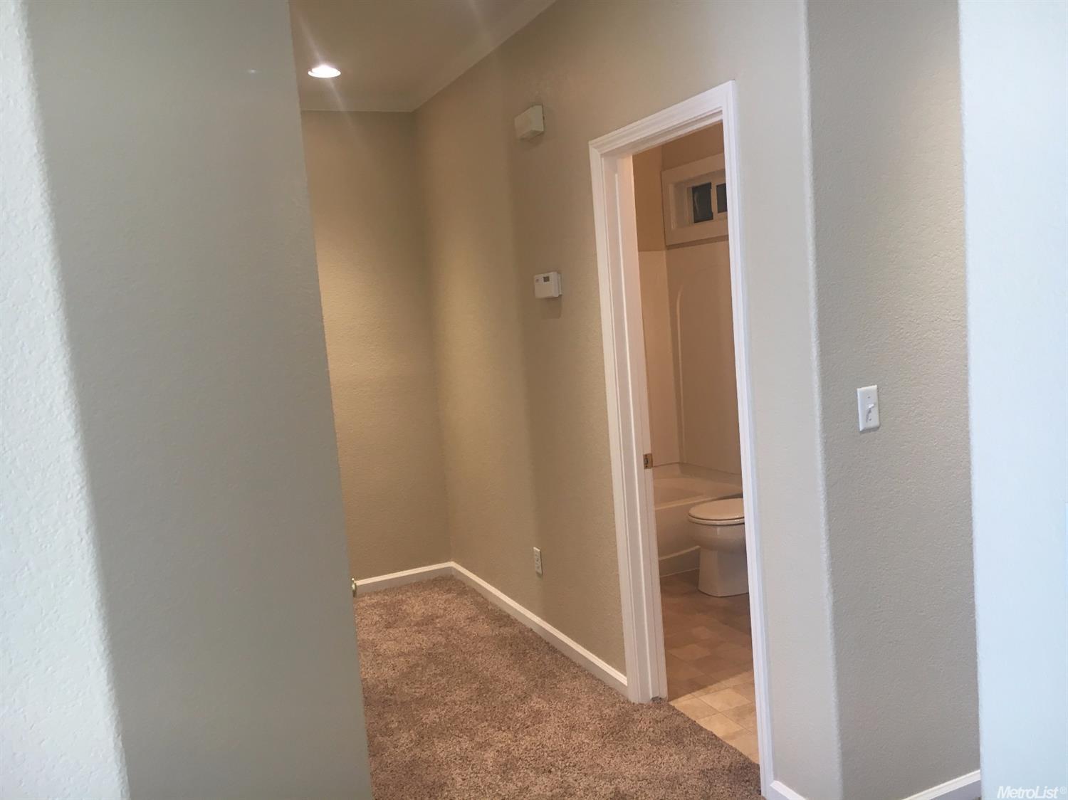 1168 Hackett Rd, Ceres, CA 95307 photo 4