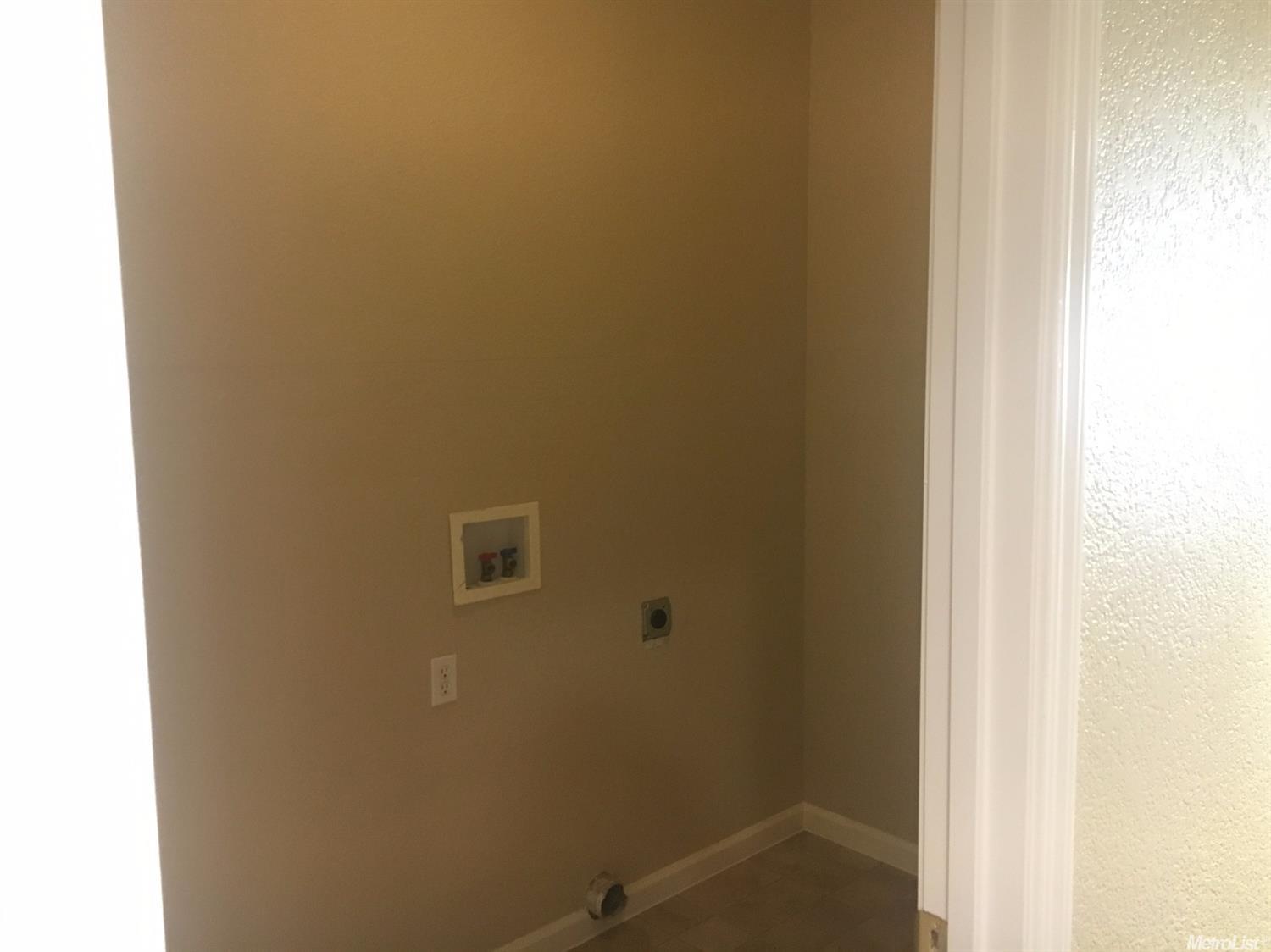 1168 Hackett Rd, Ceres, CA 95307 photo 7