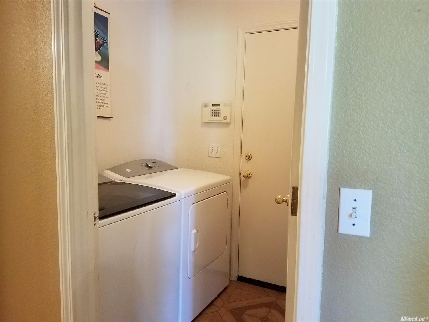 2541 Ives St, Modesto, CA 95355 photo 8