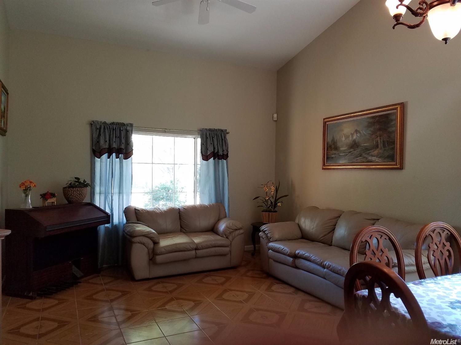 2541 Ives St, Modesto, CA 95355 photo 4