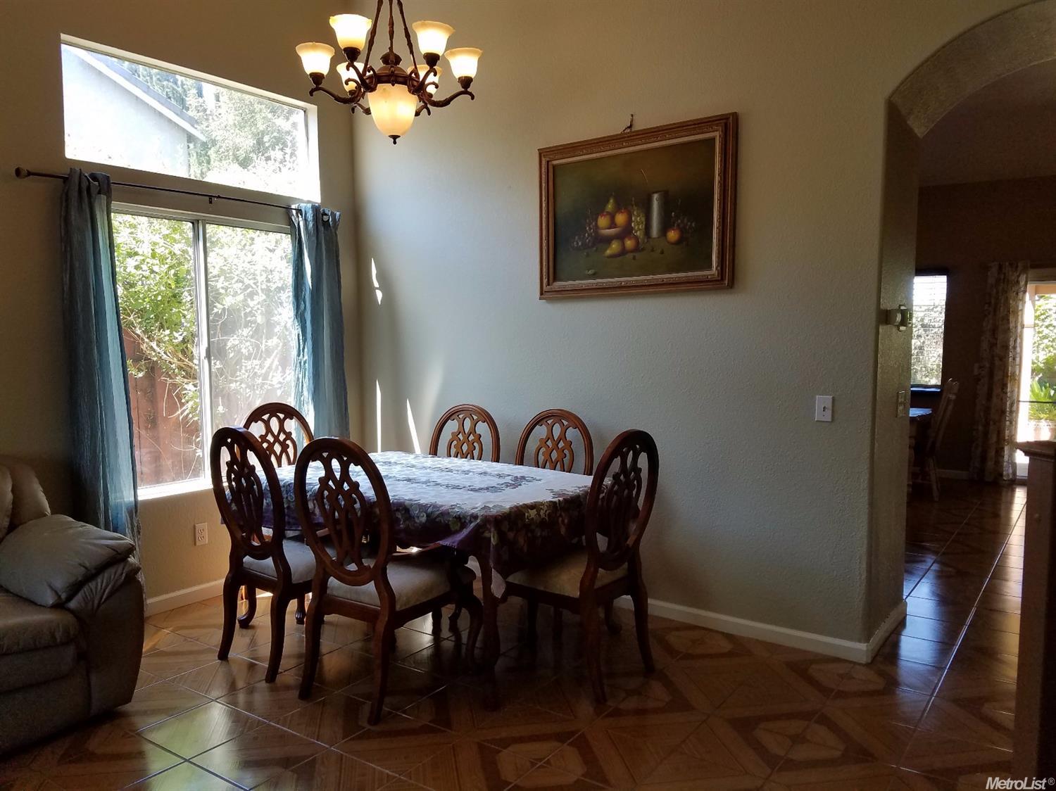 2541 Ives St, Modesto, CA 95355 photo 3