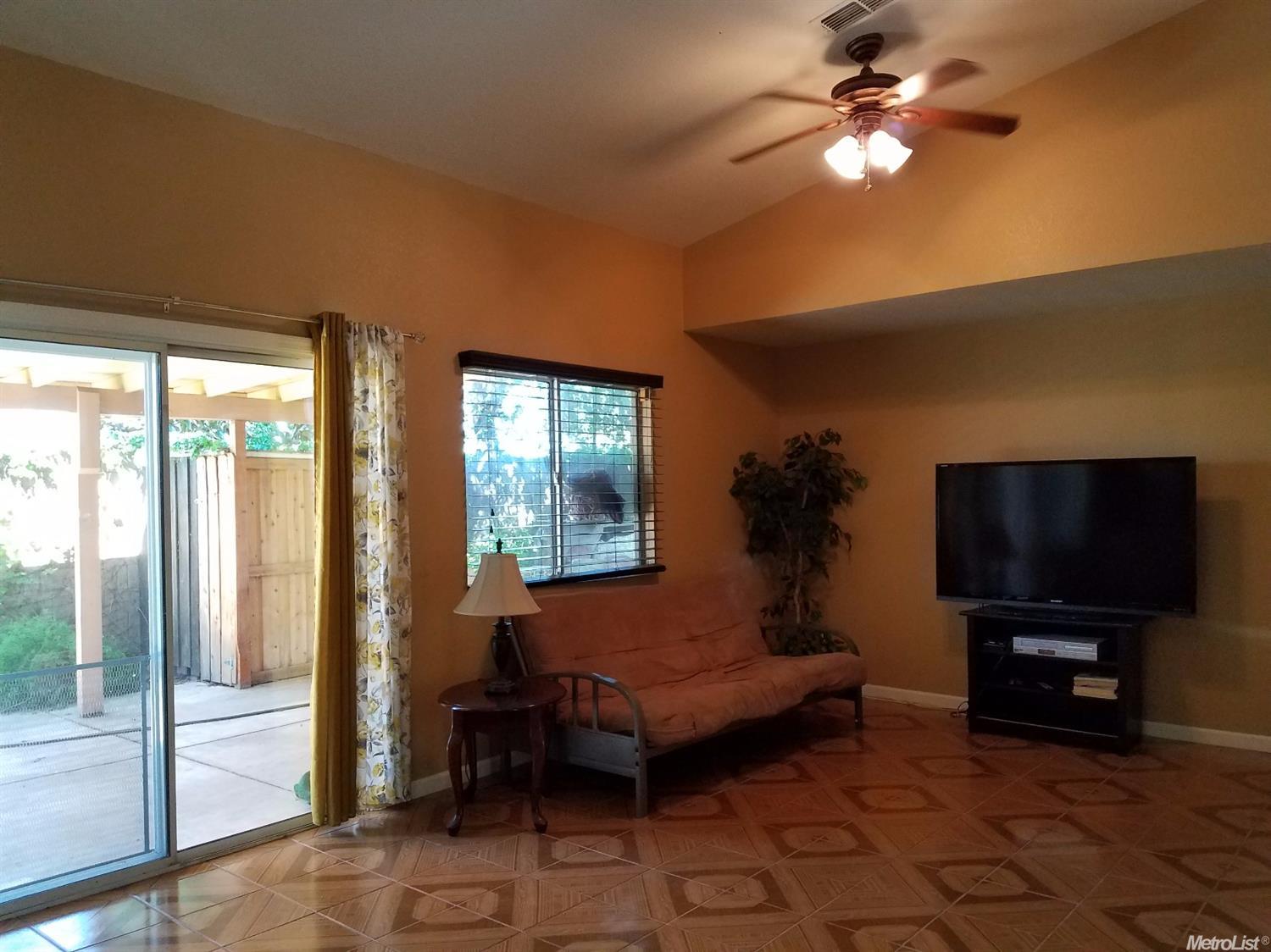 2541 Ives St, Modesto, CA 95355 photo 6