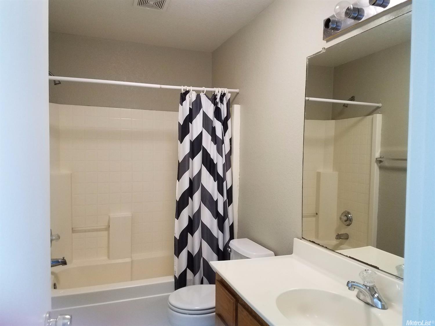 2541 Ives St, Modesto, CA 95355 photo 20