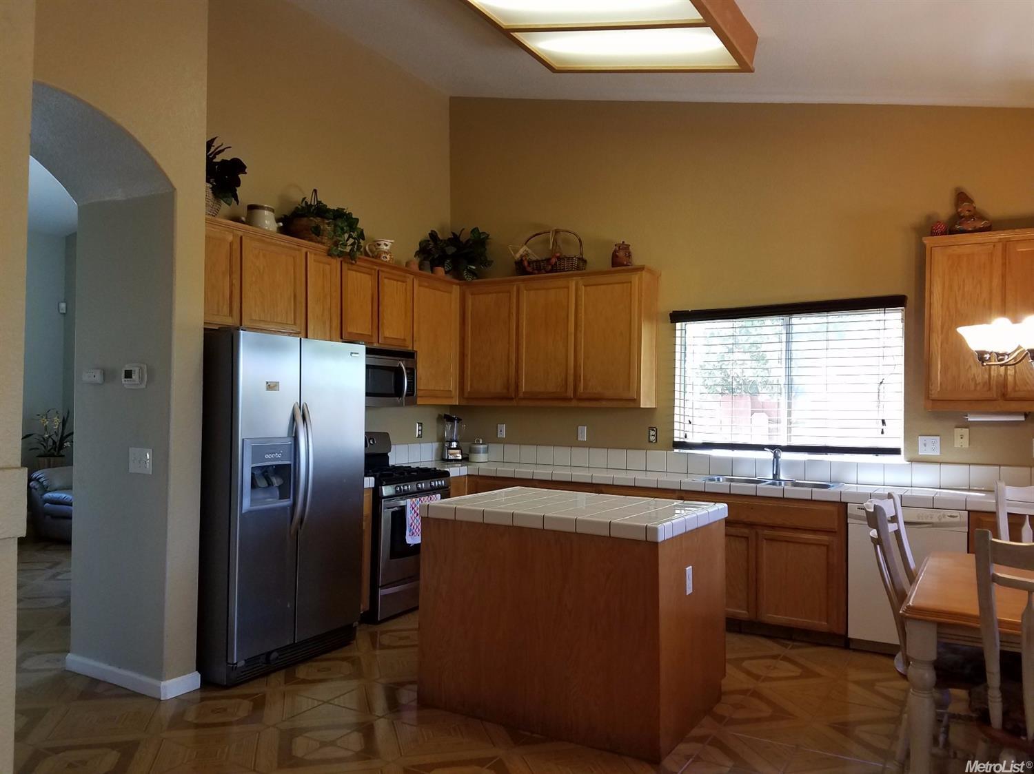 2541 Ives St, Modesto, CA 95355 photo 9
