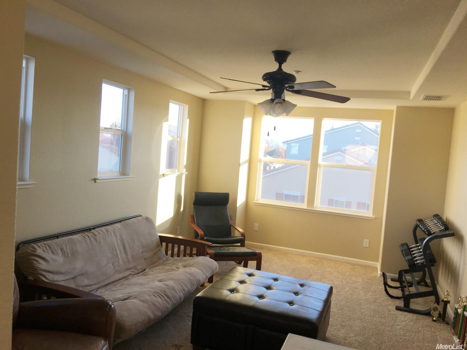 2178 Wellington, Tracy, CA 95376 photo 3