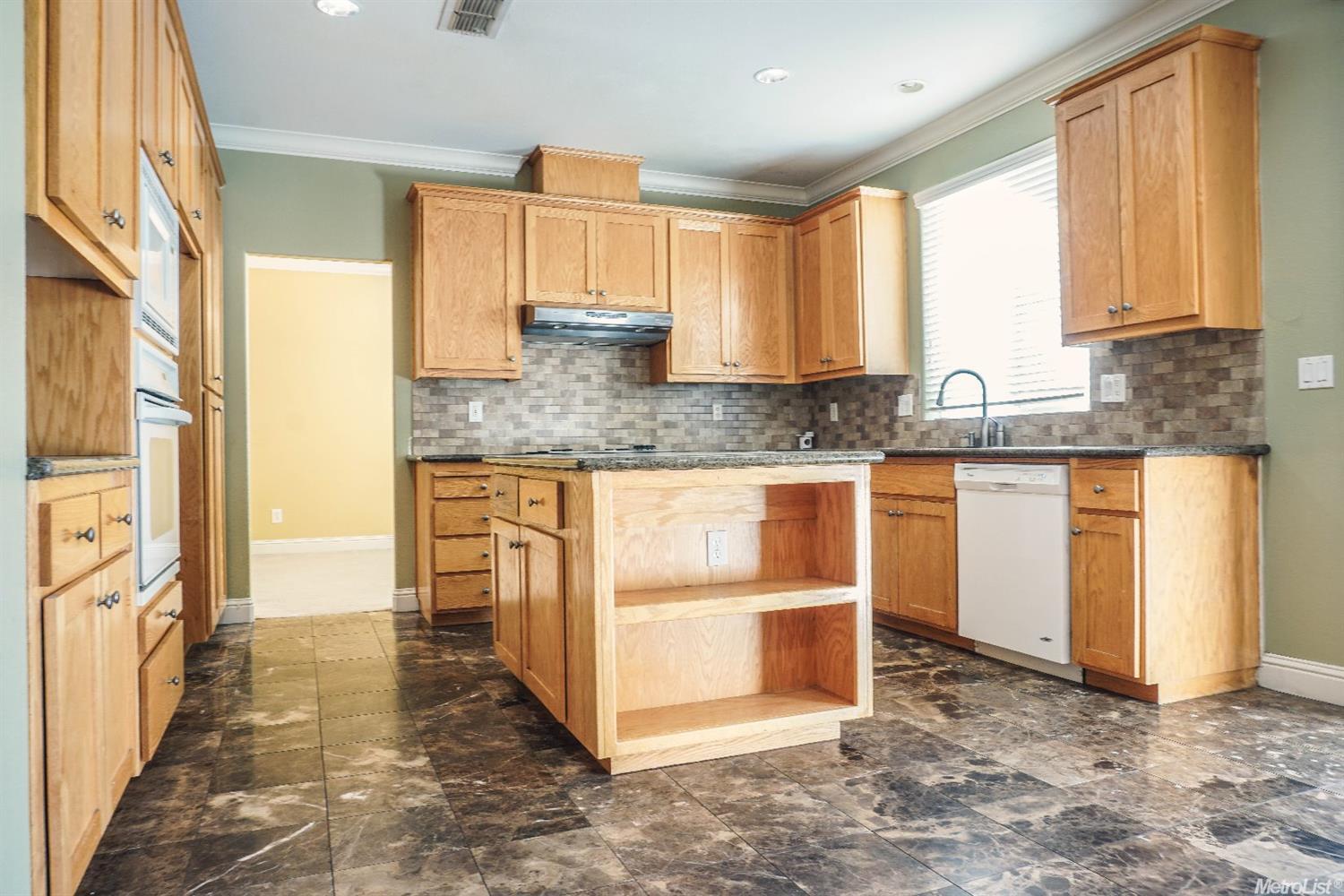 2912 Toronto, Modesto, CA 95355 photo 7