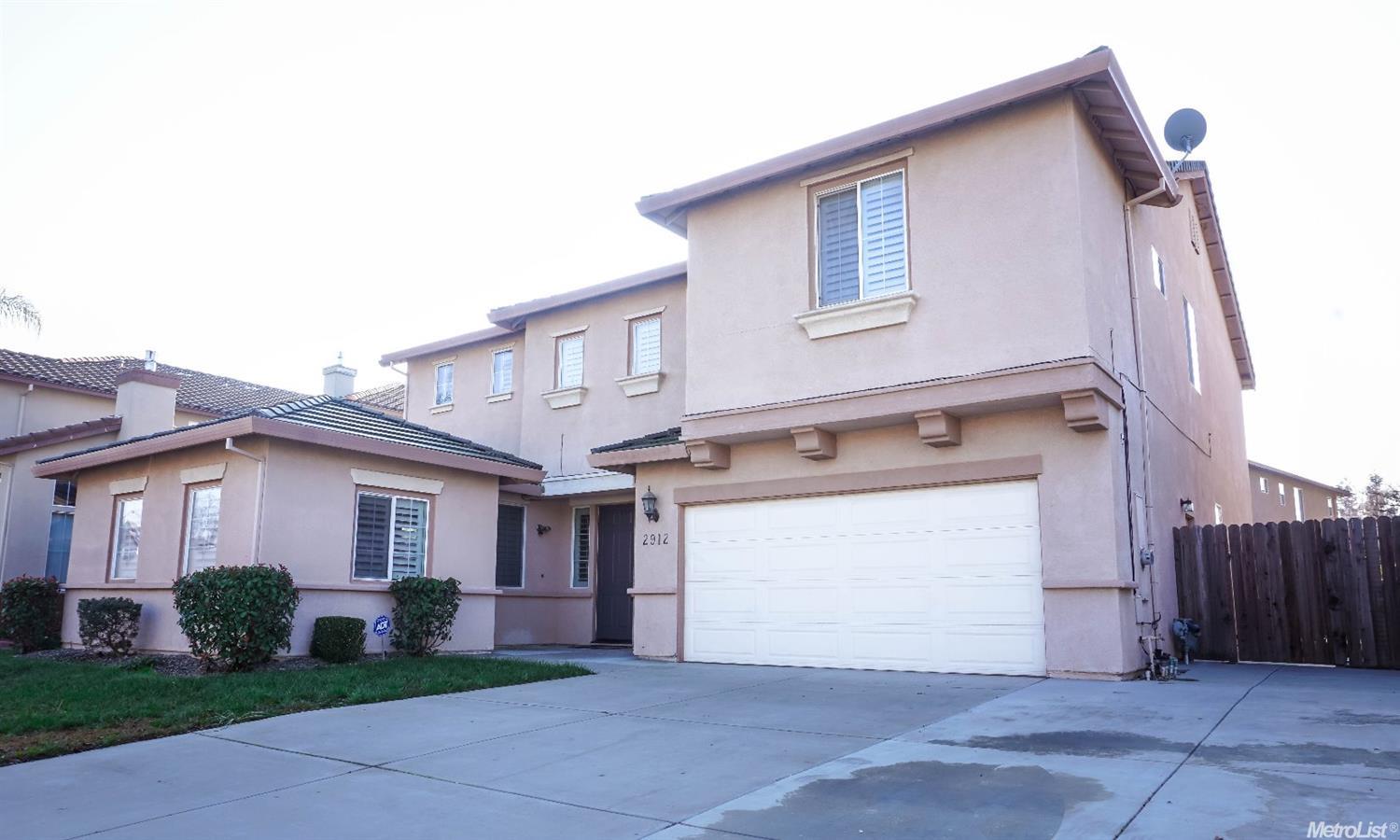 2912 Toronto, Modesto, CA 95355 photo 1
