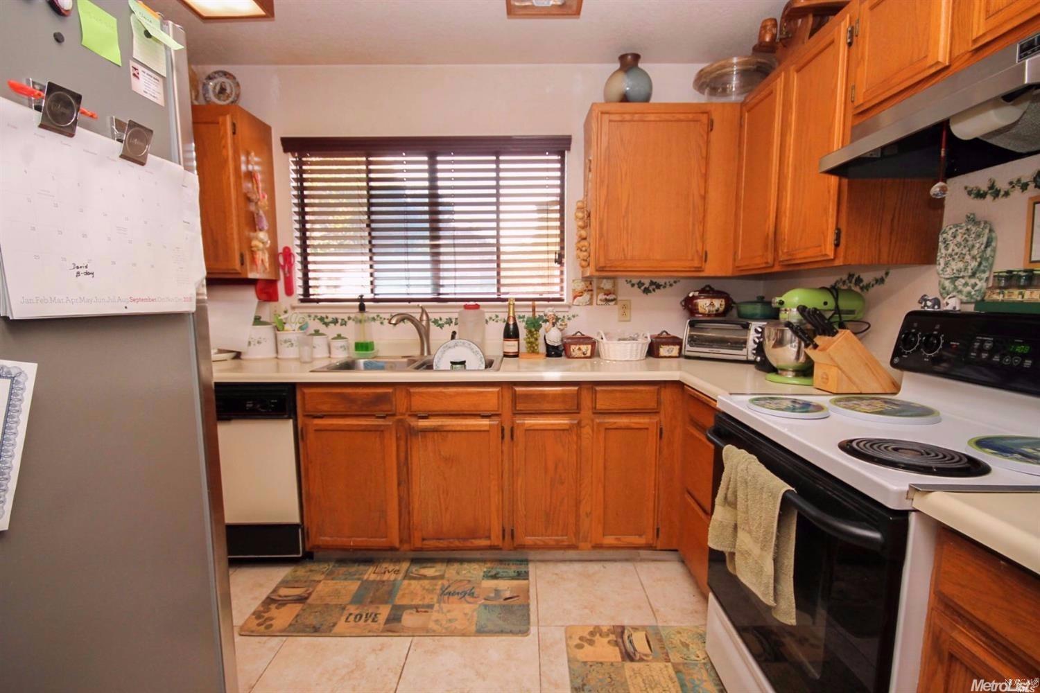 248 Toledo Ct, Vallejo, CA 94591 photo 3