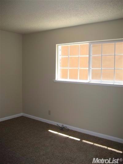 2740 Park Pl, Modesto, CA 95350 photo 8