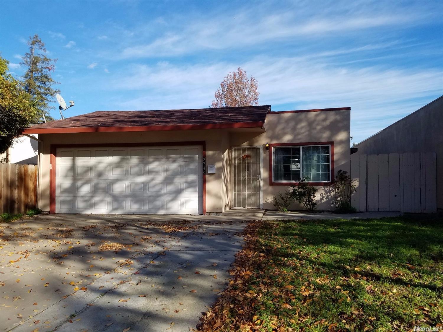 2740 Park Pl, Modesto, CA 95350 photo 1