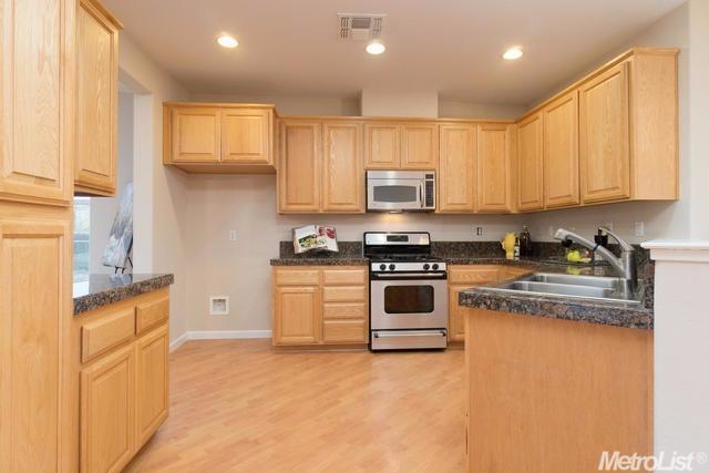 580 Given St, Folsom, CA 95630 photo 12