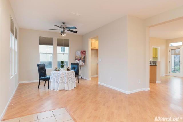 580 Given St, Folsom, CA 95630 photo 8