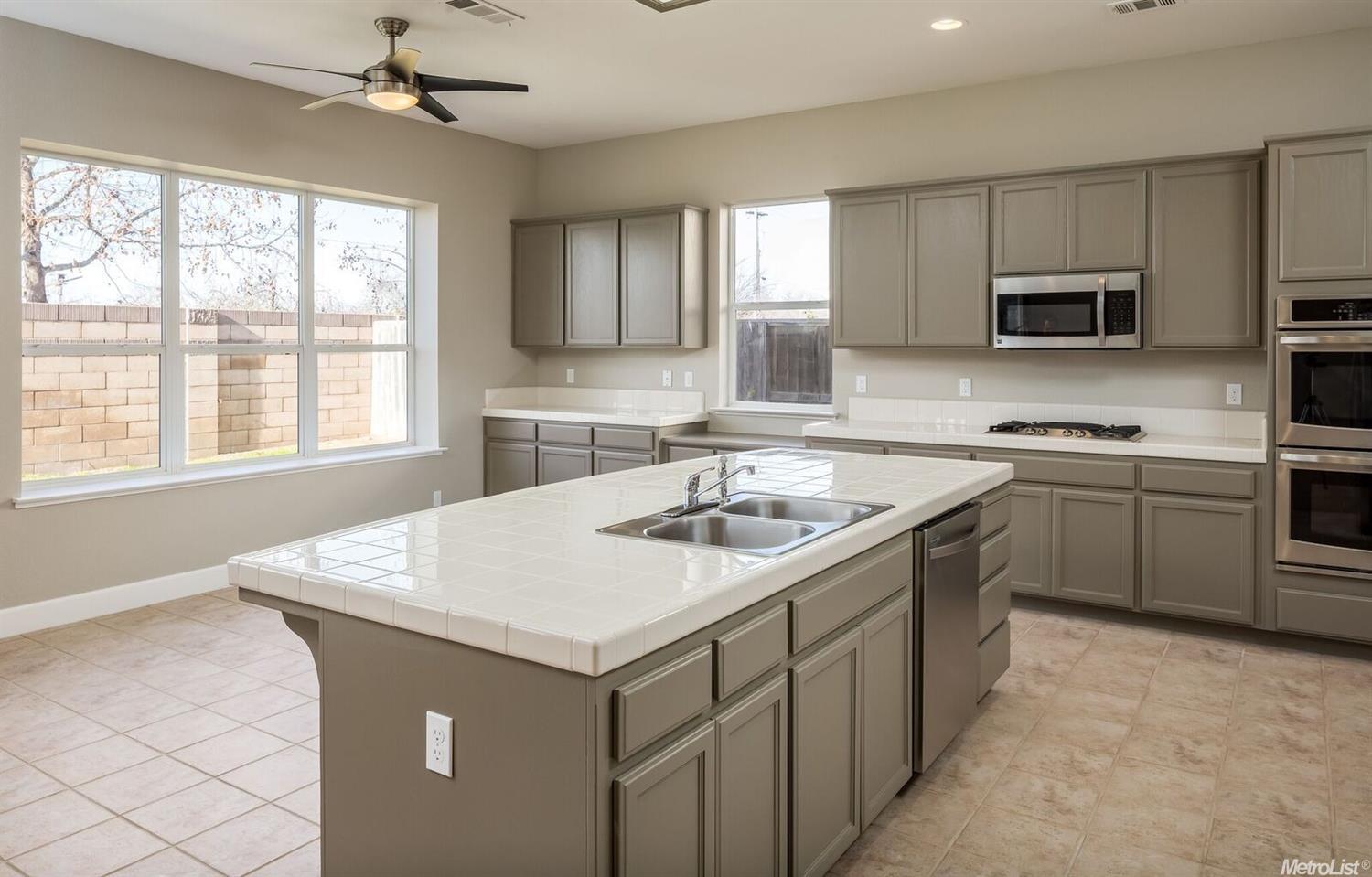 627 Meadowland, Ripon, CA 95366 photo 5