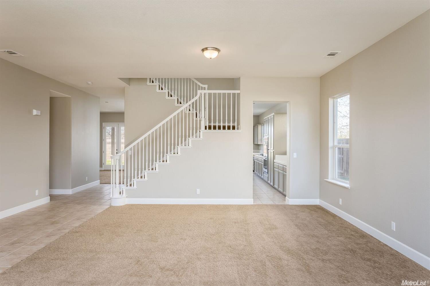 627 Meadowland, Ripon, CA 95366 photo 4