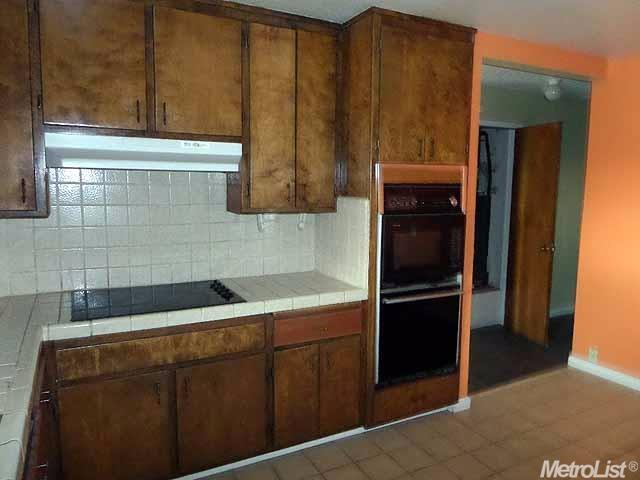 136 Hayes Dr, Turlock, CA 95382 photo 3
