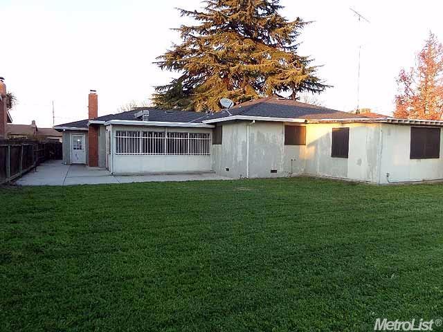 136 Hayes Dr, Turlock, CA 95382 photo 26
