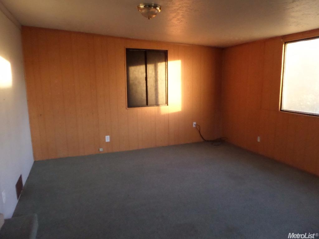 136 Hayes Dr, Turlock, CA 95382 photo 19