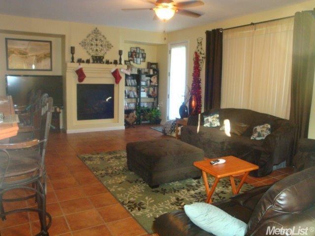 3844 River Springs Ct, Ceres, CA 95307 photo 7