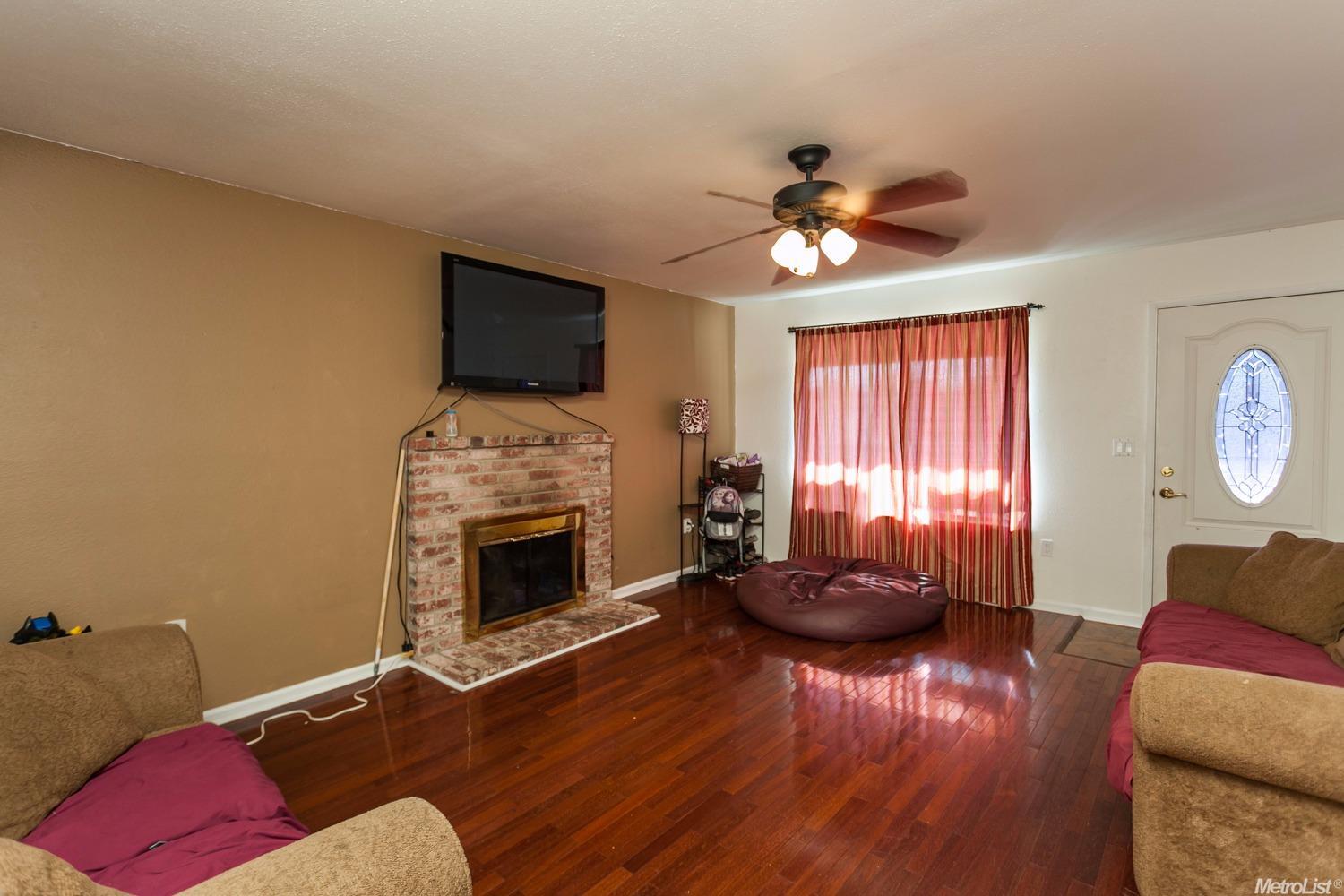 954 Parkside Ave, Manteca, CA 95336 photo 3